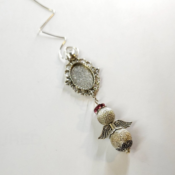 Handmade Beaded Angel & Photo Frame Ornament, Memorial or Wedding Bouquet Charm - Picture 3 of 9